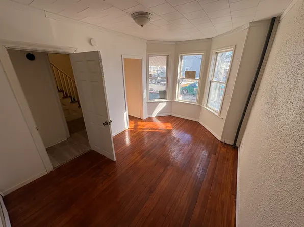 1210 1st Ave, Schenectady, NY