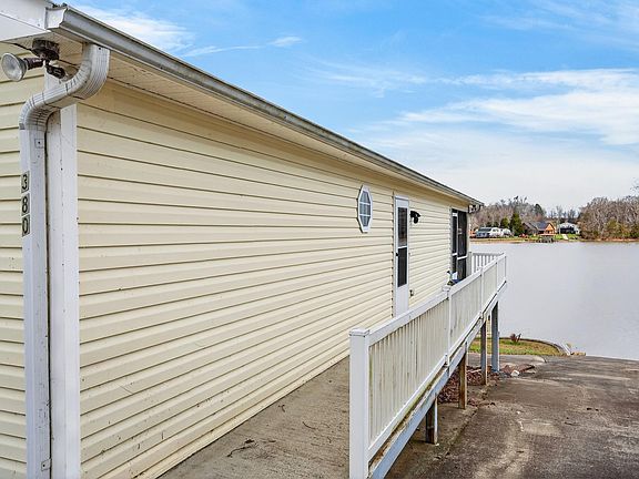 3rd image of 380 Relax St