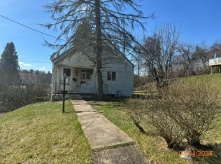 3126 Southern Dr, South Park, PA 15129