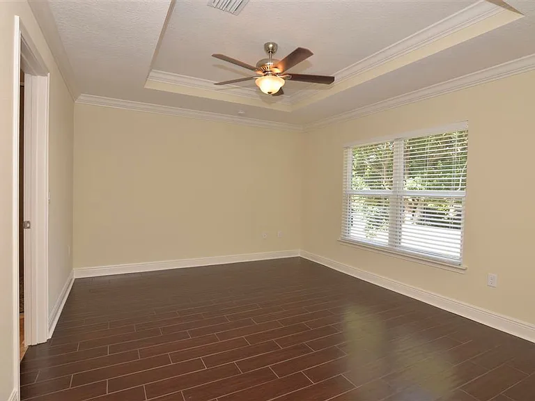 2614 S Brown Ave — Photo 12