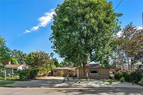 450 W 2nd St Photo 1