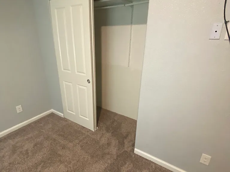 2995 Stable Dr — Photo 44