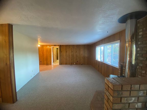 5th image of 3702 83rd Ave SE