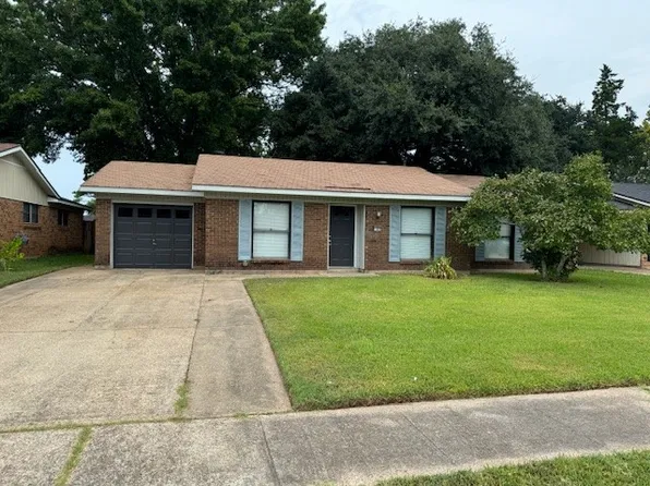 1605 Stonewood Cir, Bossier City, LA 71112