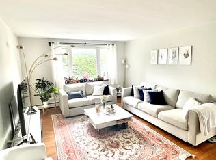 190 Mount Auburn St APT 2, Watertown, MA 02472