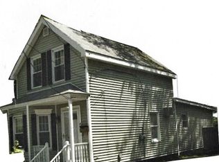 49 Roper St, Lowell, MA 01852