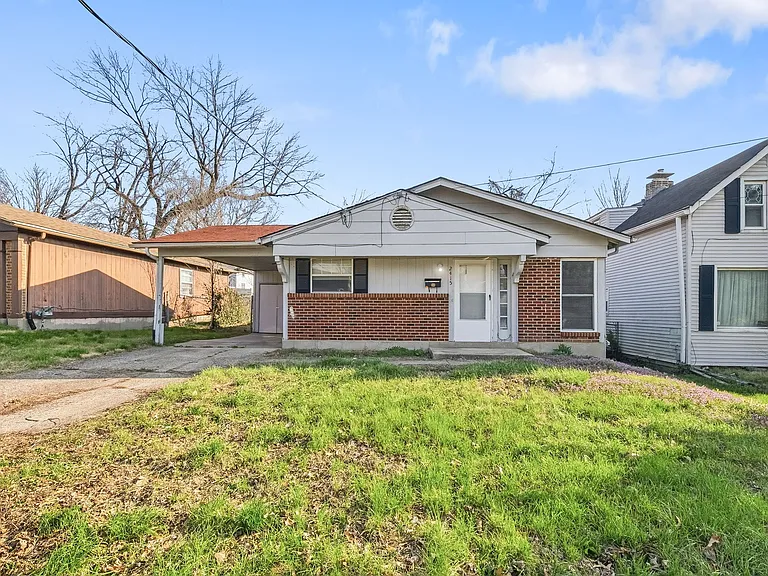 2415 Shirley Ave — Photo 6