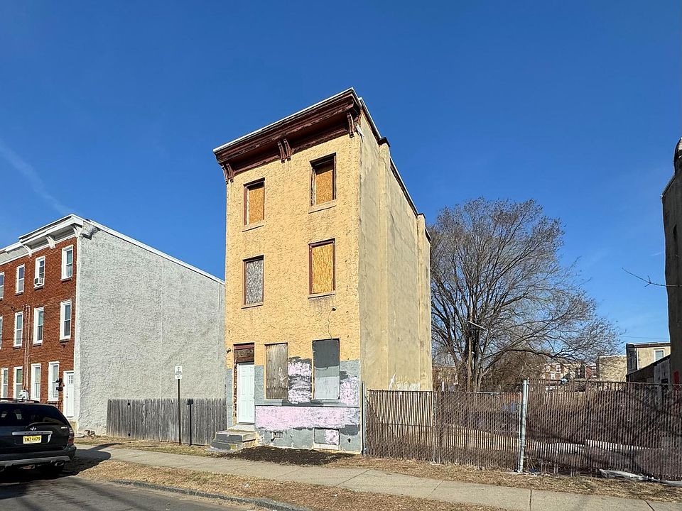 2nd image of 610 S 4th St