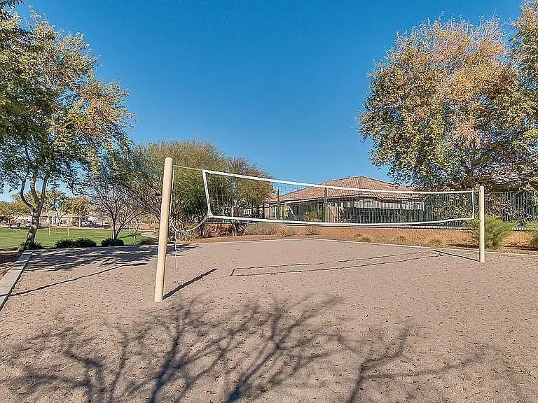 2562 E Vermont Dr — Photo 29