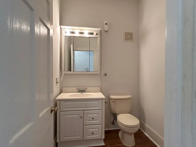 3509 E Clay St #1 — Photo 9