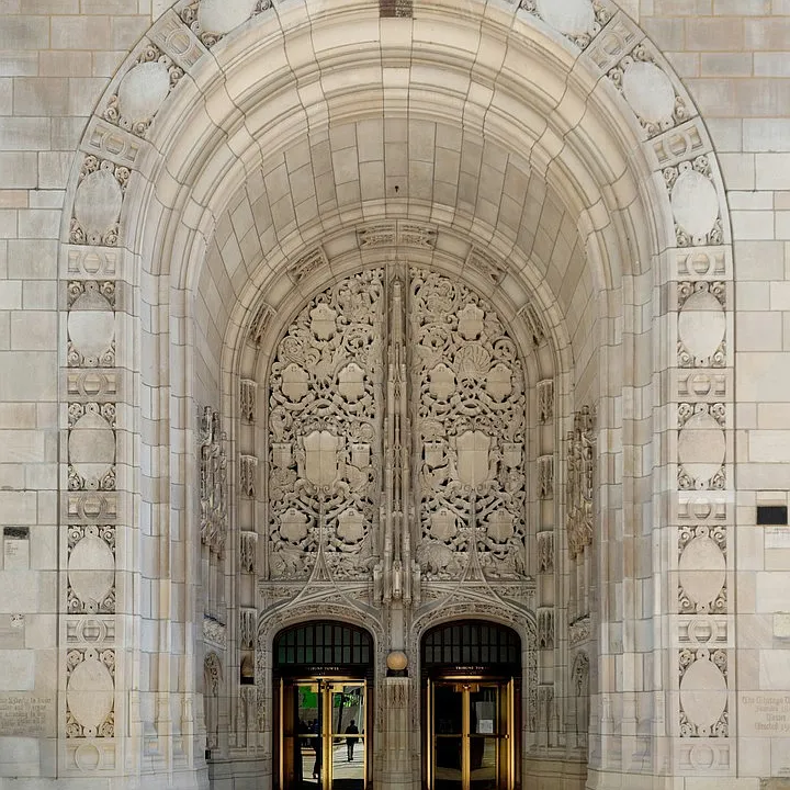 435 N Michigan Ave #401
