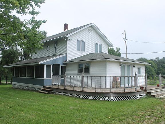 3rd image of 382 126th Ave