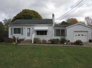 615 Gregory Pl, Jackson, MI 49202