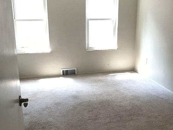 2nd middle room. Great as an additional bedroom or office.