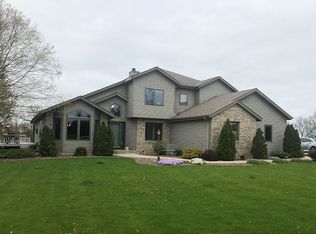 5438 Nicholson Rd, Franksville, WI 53126