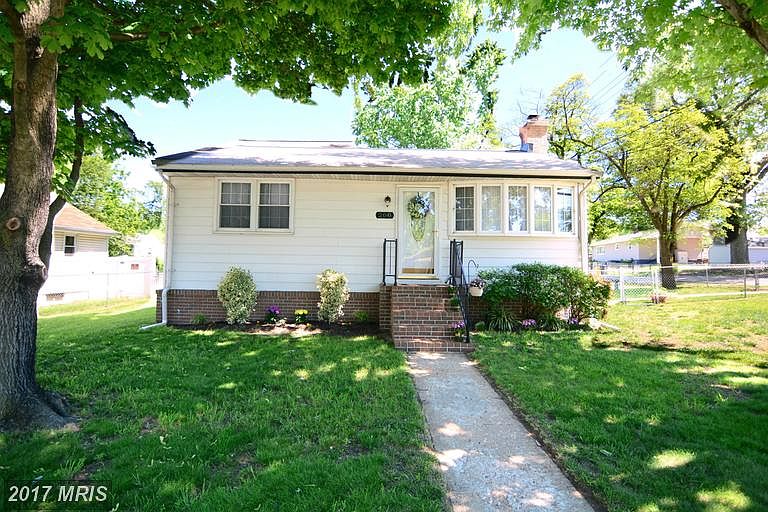 1st image of 200 McGuirk Dr