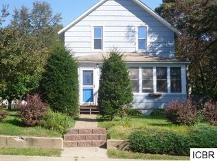 208 Olcott Ave, Coleraine, MN 55722