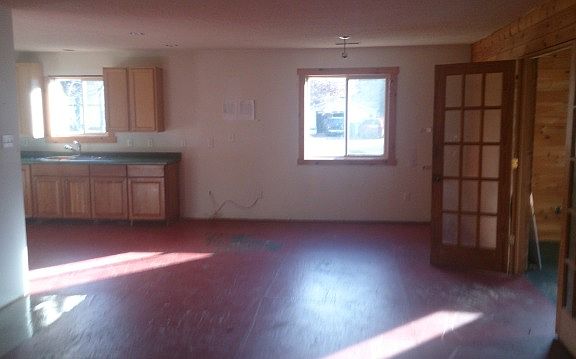 5th image of 653 N Nelson St