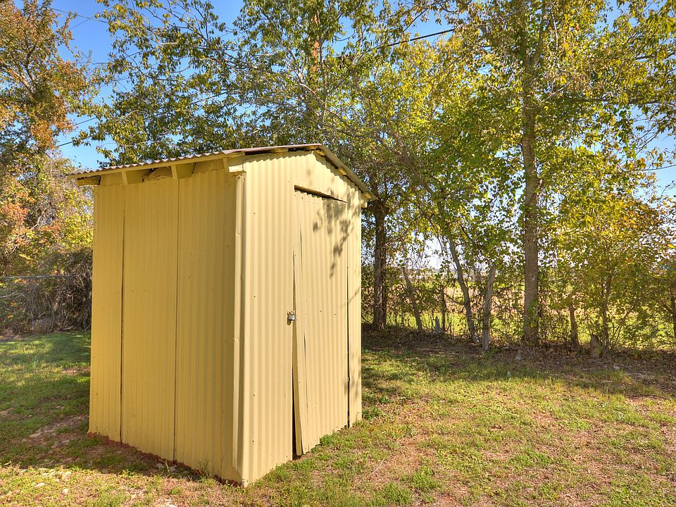 1st image of 252 Carroll Drive