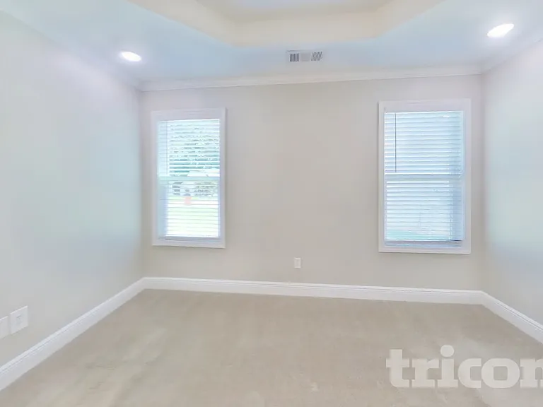 6745 Biscayne Blvd — Photo 7