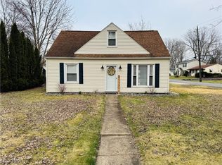 1517 Mohawk Dr, Madison, OH 44057