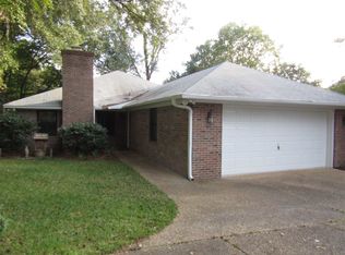 321 Hunters Xing, Tallahassee, FL 32312