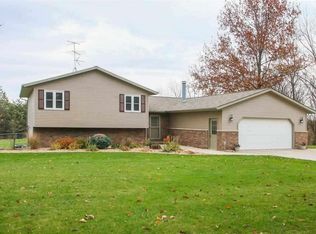 5245 Observatory Ave SW, Riverside, IA 52327