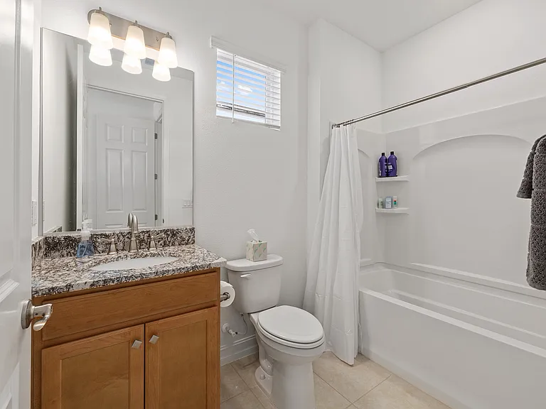 3335 NW 52nd Avenue Rd — Photo 30