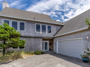 33650 High Tide Dr, Cloverdale, OR 97112