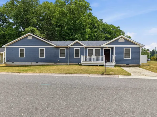 101 Mathemek St N, Cape May, NJ 08204