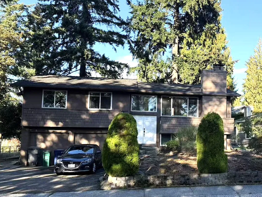3 bed, 2.5 bath, 1920 sqft, $3,870 — Photo 1