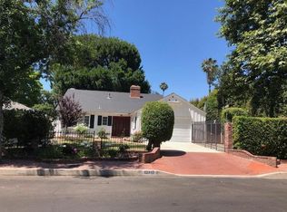 12315 Hesby St, Valley Village, CA 91607