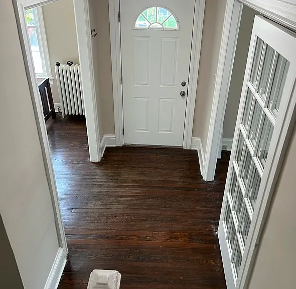 Foyer/Entrance Way