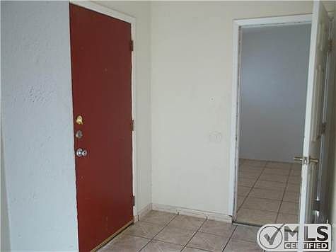 4th image of 5413 Fairbanks Dr