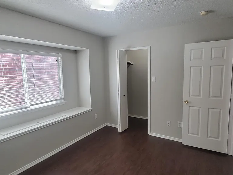 132 Brookshore Dr — Photo 17