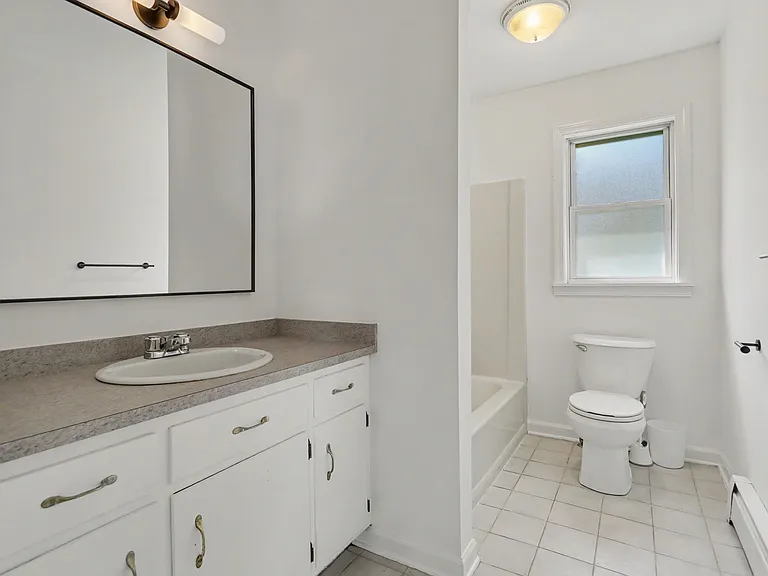 291 Berkeley Rd — Photo 13