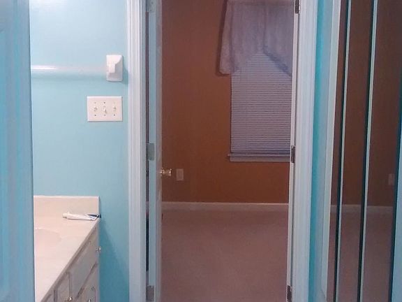 5th image of 6849 Century Oaks Dr