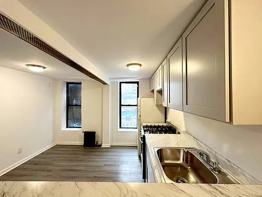 Rented by Brooklyn Property Group LLC | media 16