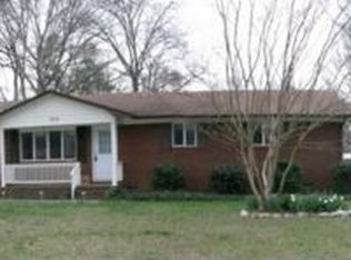 204 White Oak Ln, Matthews, NC 28104