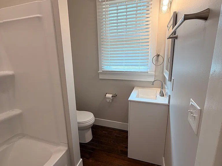 4730 Walter St — Photo 10