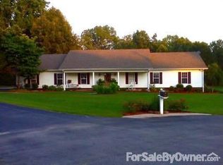 218 Oakview Dr, Rogersville, AL 35652