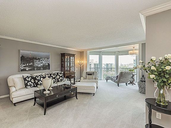 4th image of 4401 Gulf Shore Blvd N Ph 4
