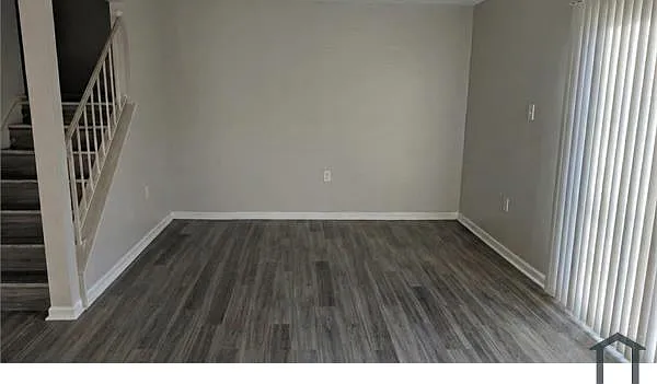 3 bed, 1260 sqft, $2,295 — Photo 3