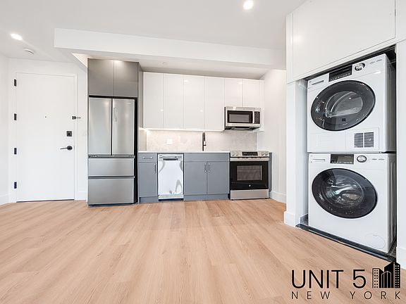 3rd image of 23 Spencer Pl #5A
