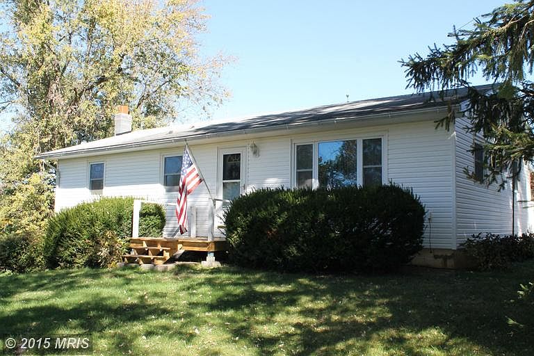 1st image of 270 Persimmon Ln