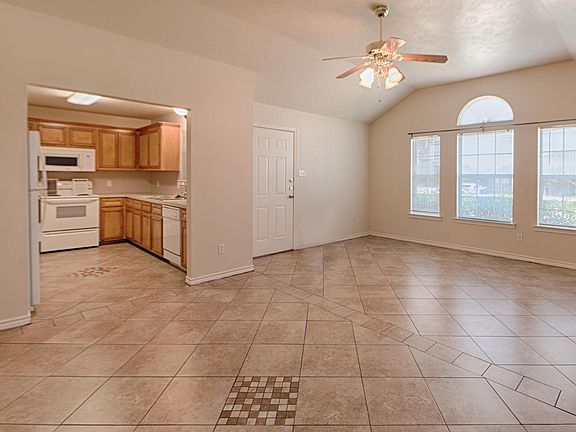 2nd image of 1002 Sun Meadow Ct