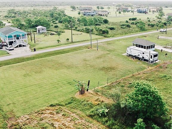 5th image of 1247 Martinique Ln
