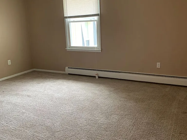 Villager Apartments — Photo 41