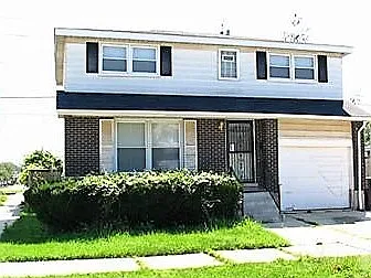 13401 S Mackinaw Ave photo 1