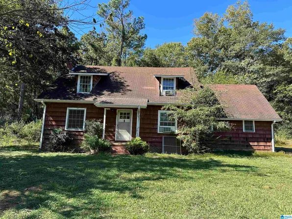 614 Woods Rd, Gardendale, AL 35071